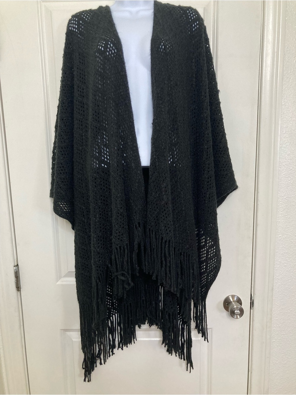 Vinatge Cejon Cape Sweater Womens One Size Black Crochet Fringe Open Knit Poncho